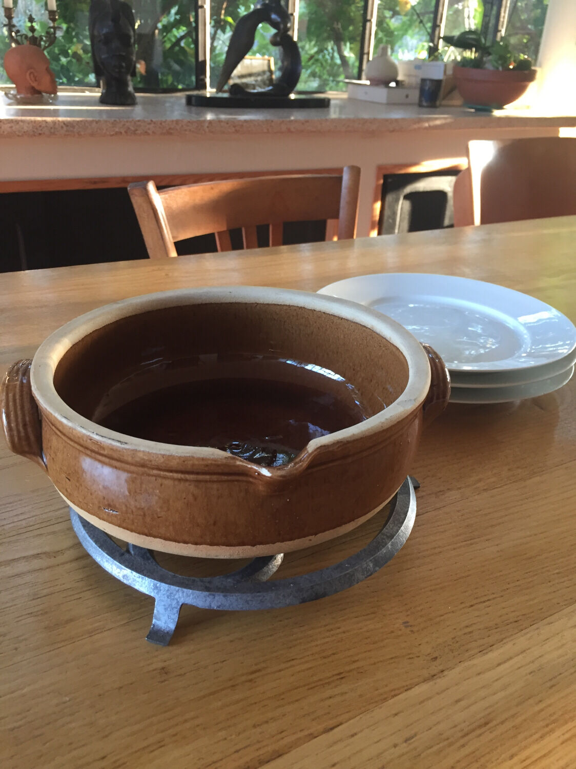Terracotta pouring dish