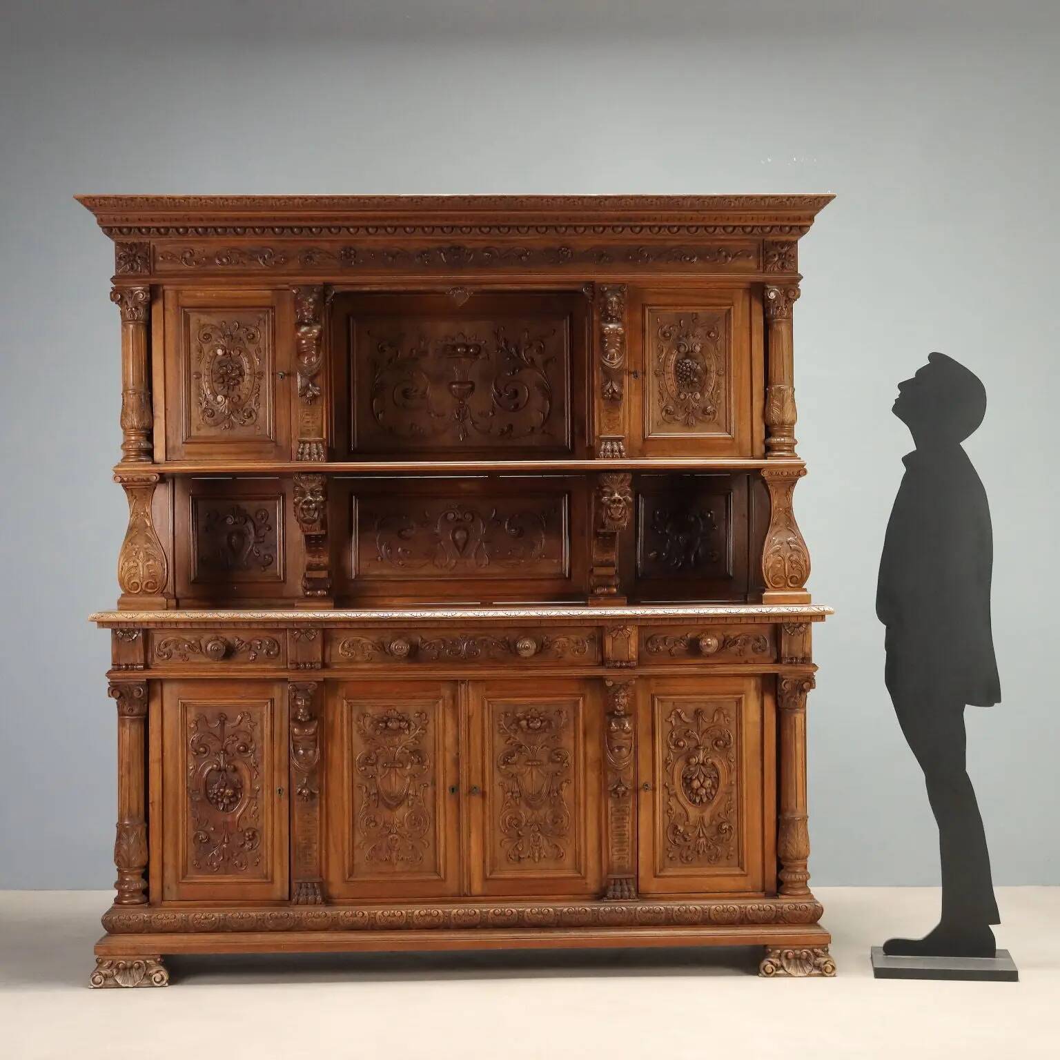 Neo-baroque antique walnut buffet, Italy, 19th century