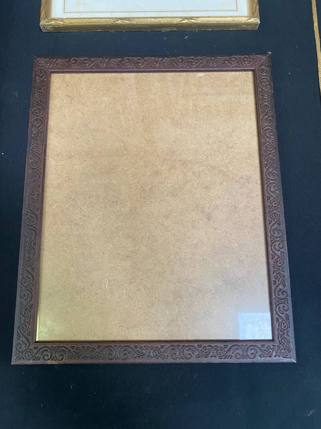 Set of 8 gilded wood or resin or vintage brass frames