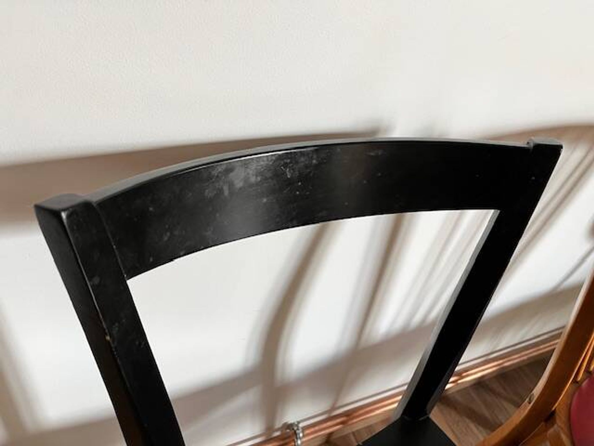 Set of 4 mismatched chairs