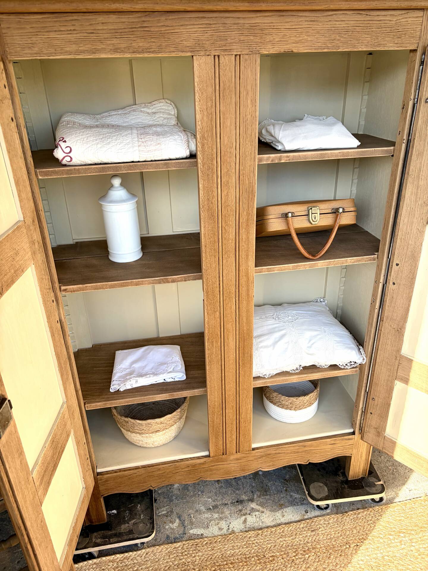 Armoire en chêne 