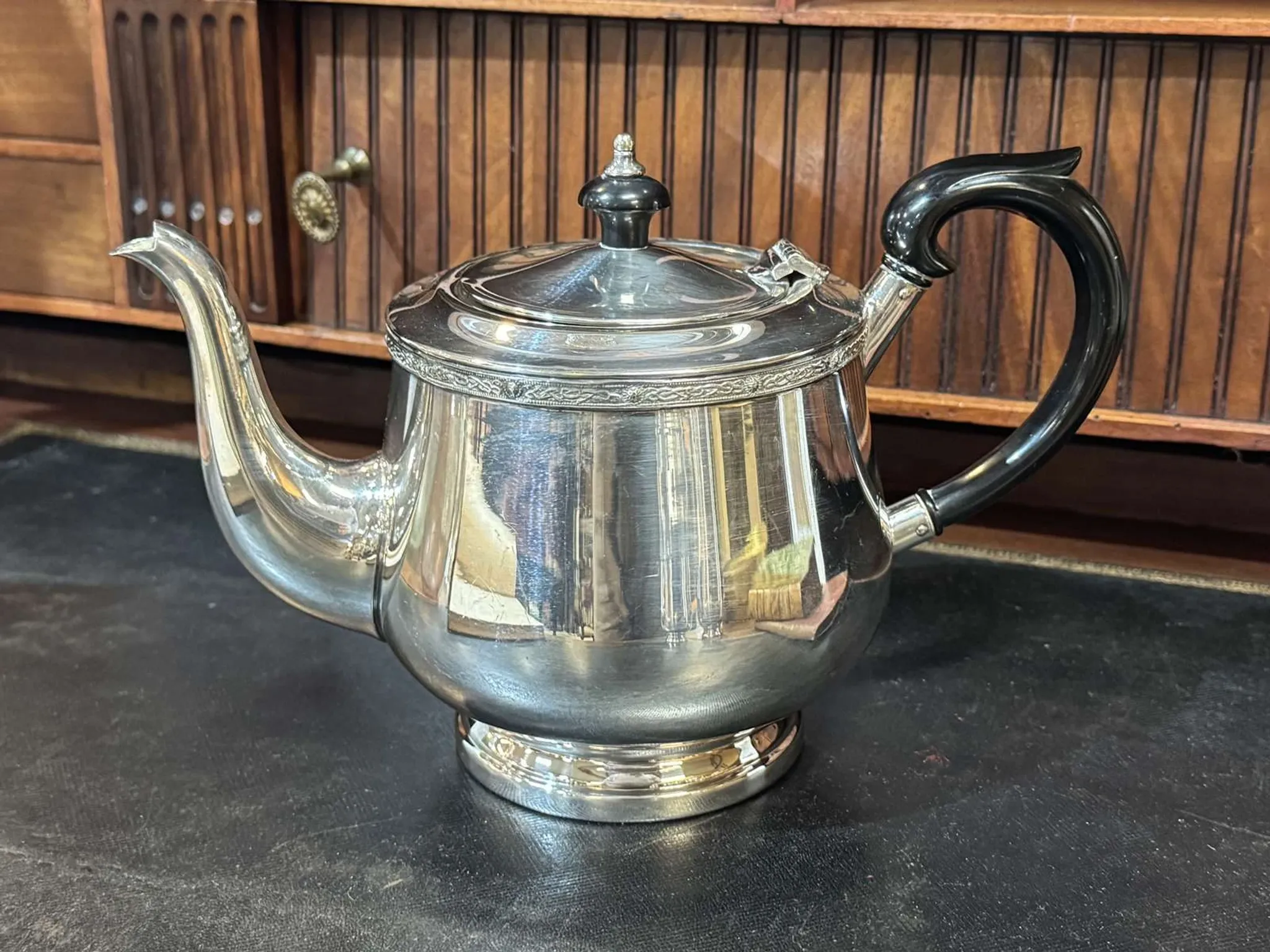Silver-plated English service by Mappin & Webb from the 1930s.