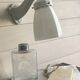 Art Deco wall light in ceramic and opaline.
