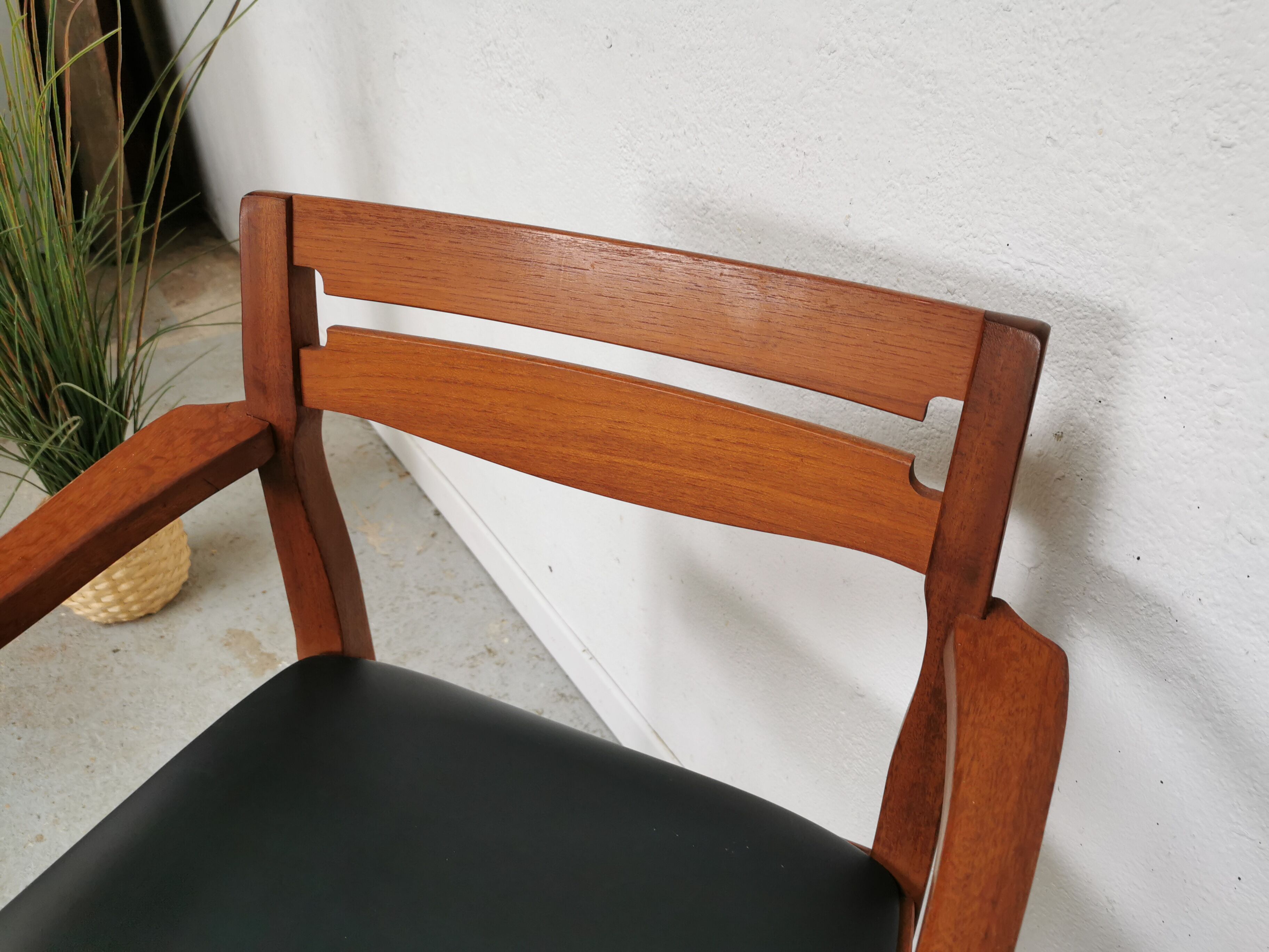 Set de 4 chaises scandinaves vintage teck