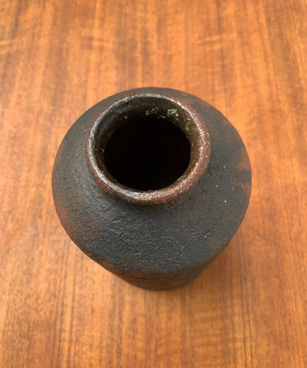 Brutalist vase from the mid-century German studio pottery by Gerhard Liebenthron, 1974.