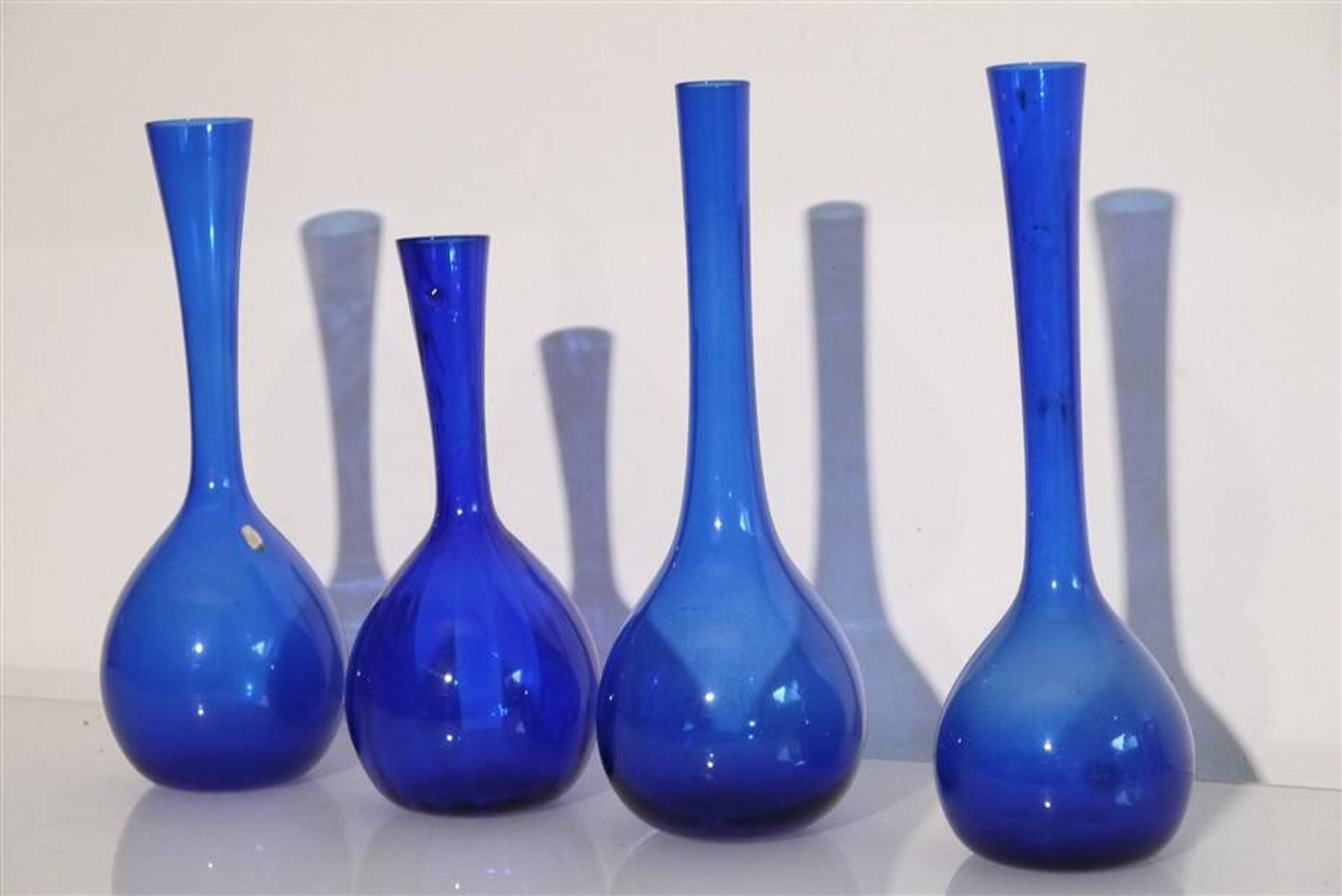 Lot de 4 vases scandinaves en verre 1970