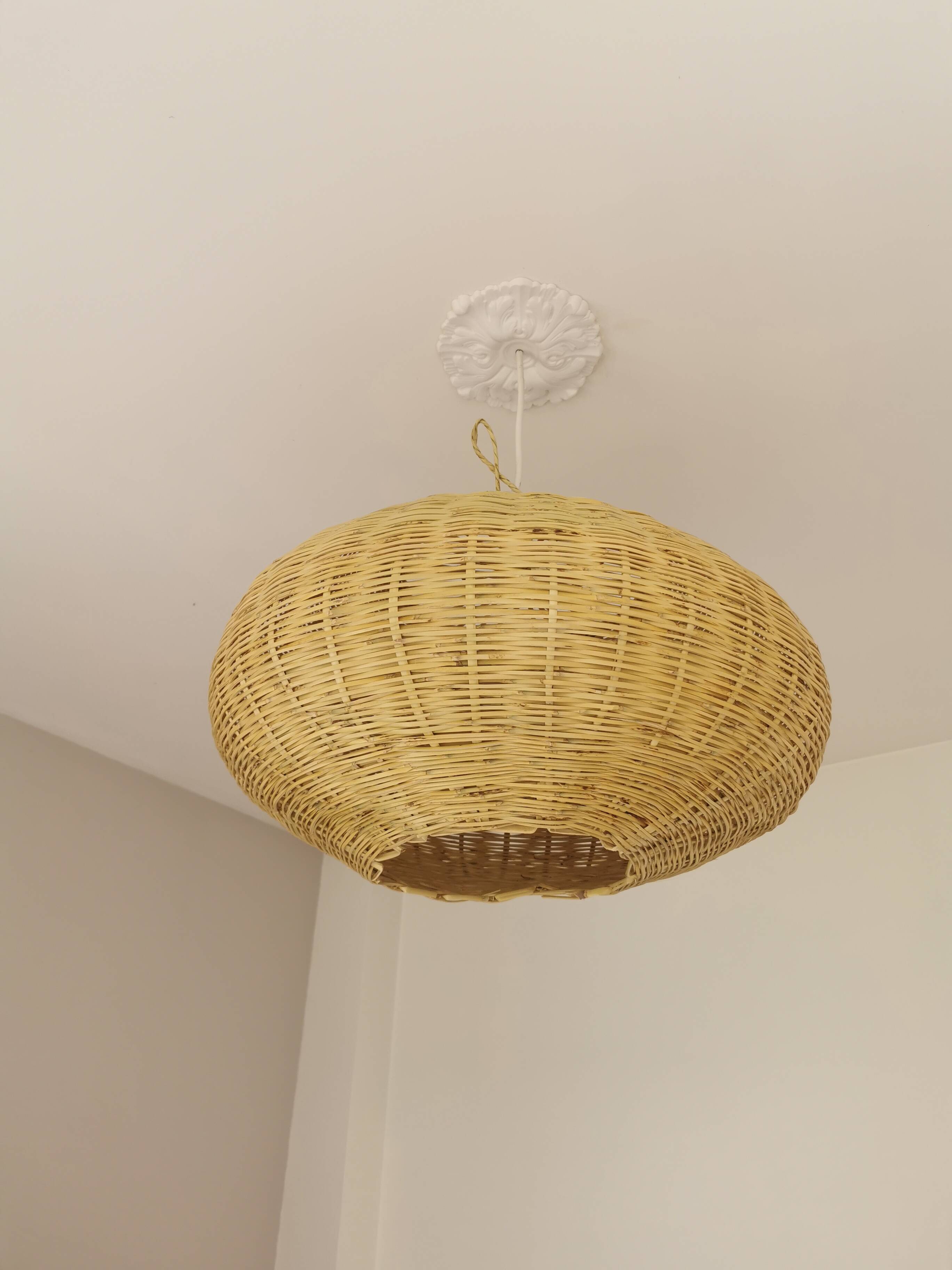 Suspension Gabrielle en Rotin Tressé – 60×30 cm – Fabrication Artisanale Ma