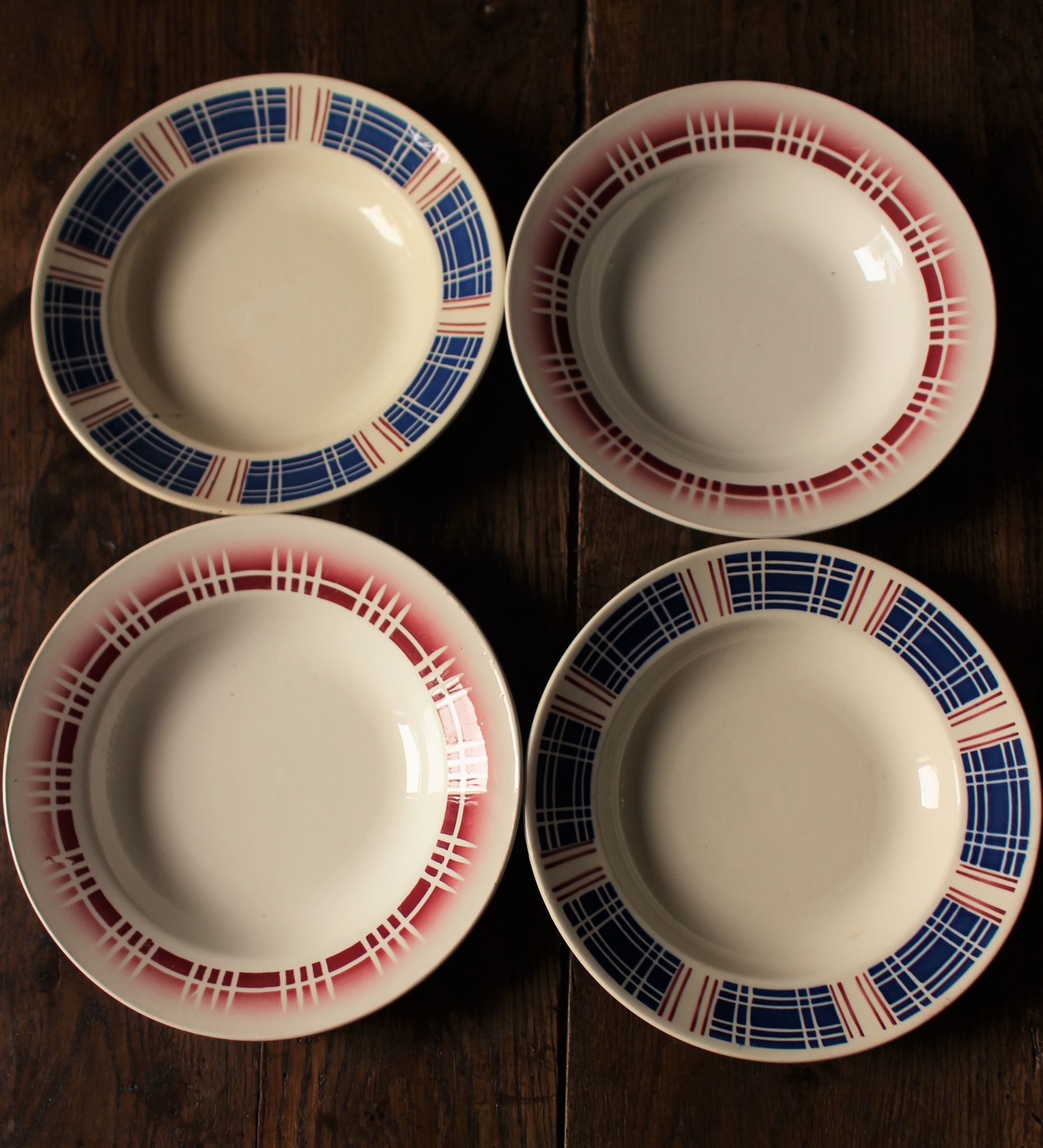 Lot 4 hollow plates red blue art deco fécamp badonviller digoin
