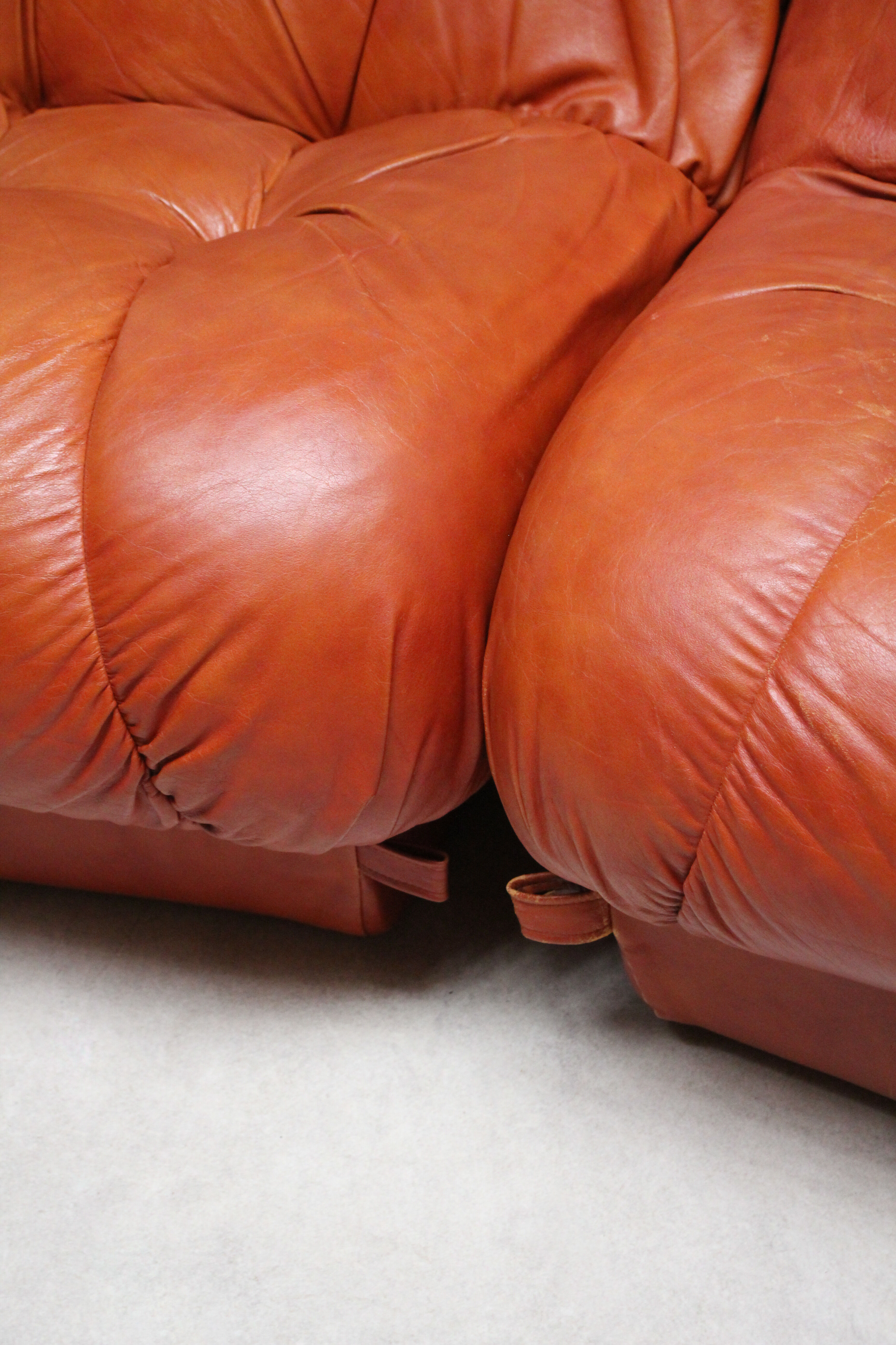 Modular sofa Nuvolone by Rino Maturi 1970