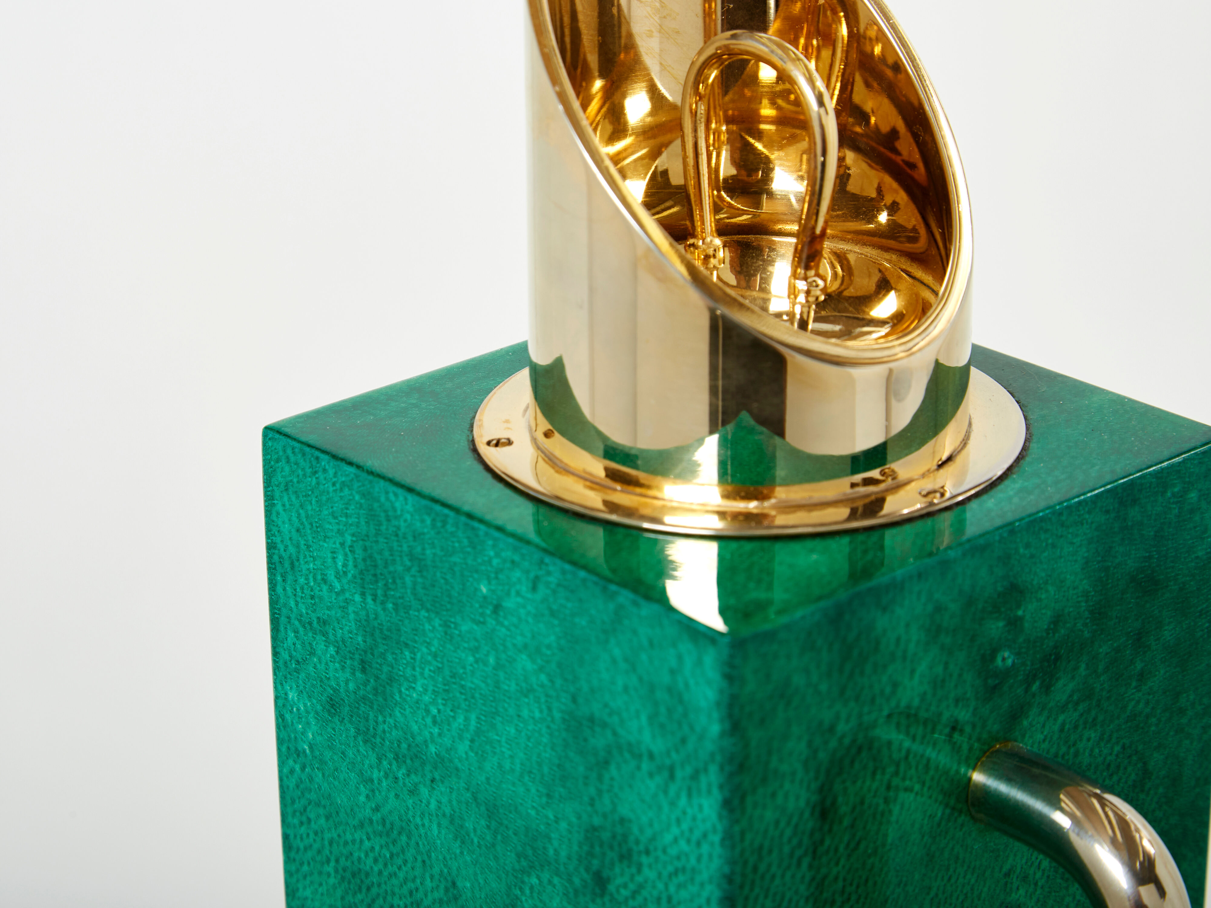 Thermos pitcher in green parchment and brass by Aldo Tura 1960