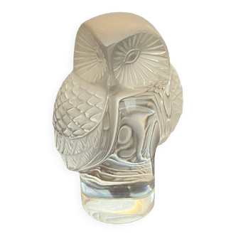 Chouette paperweight Lalique