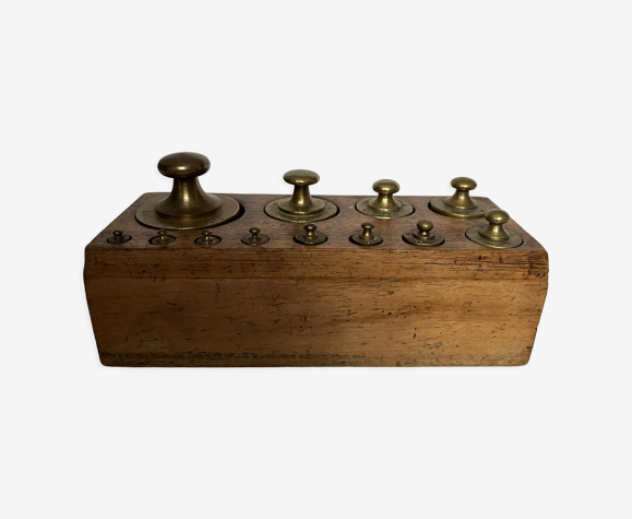 Weight box