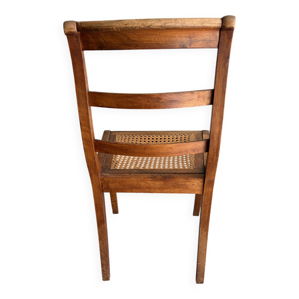 petite chaise rustique