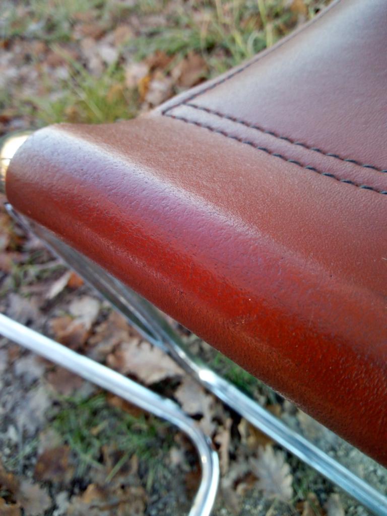 4 Marcel Breuer design chairs, model B33