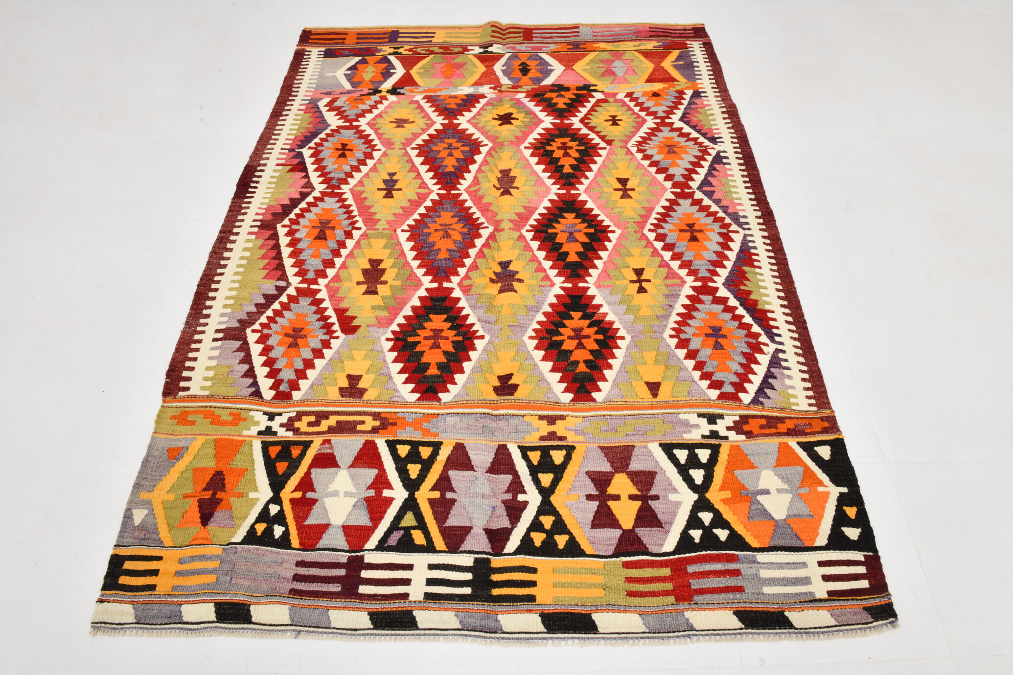 5x7 bold colorful kilim rug, 155x220cm