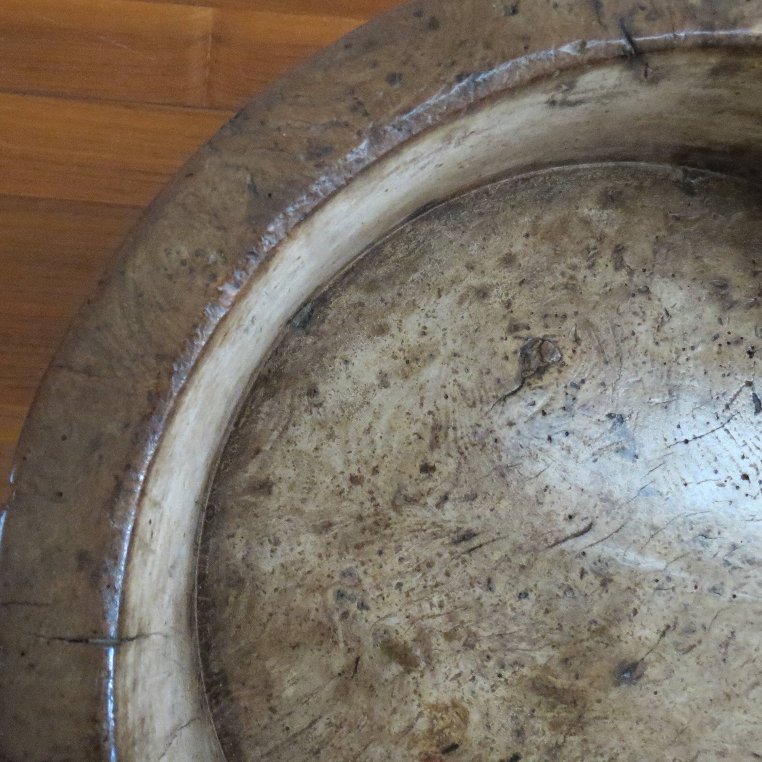 Antique 19th Century Large English Elm Wooden Straight Sided Dairy Wash Bow