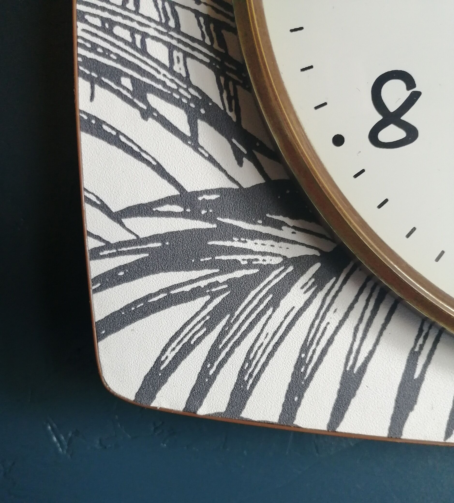 Vintage silent wall clock "Jaz Spring"