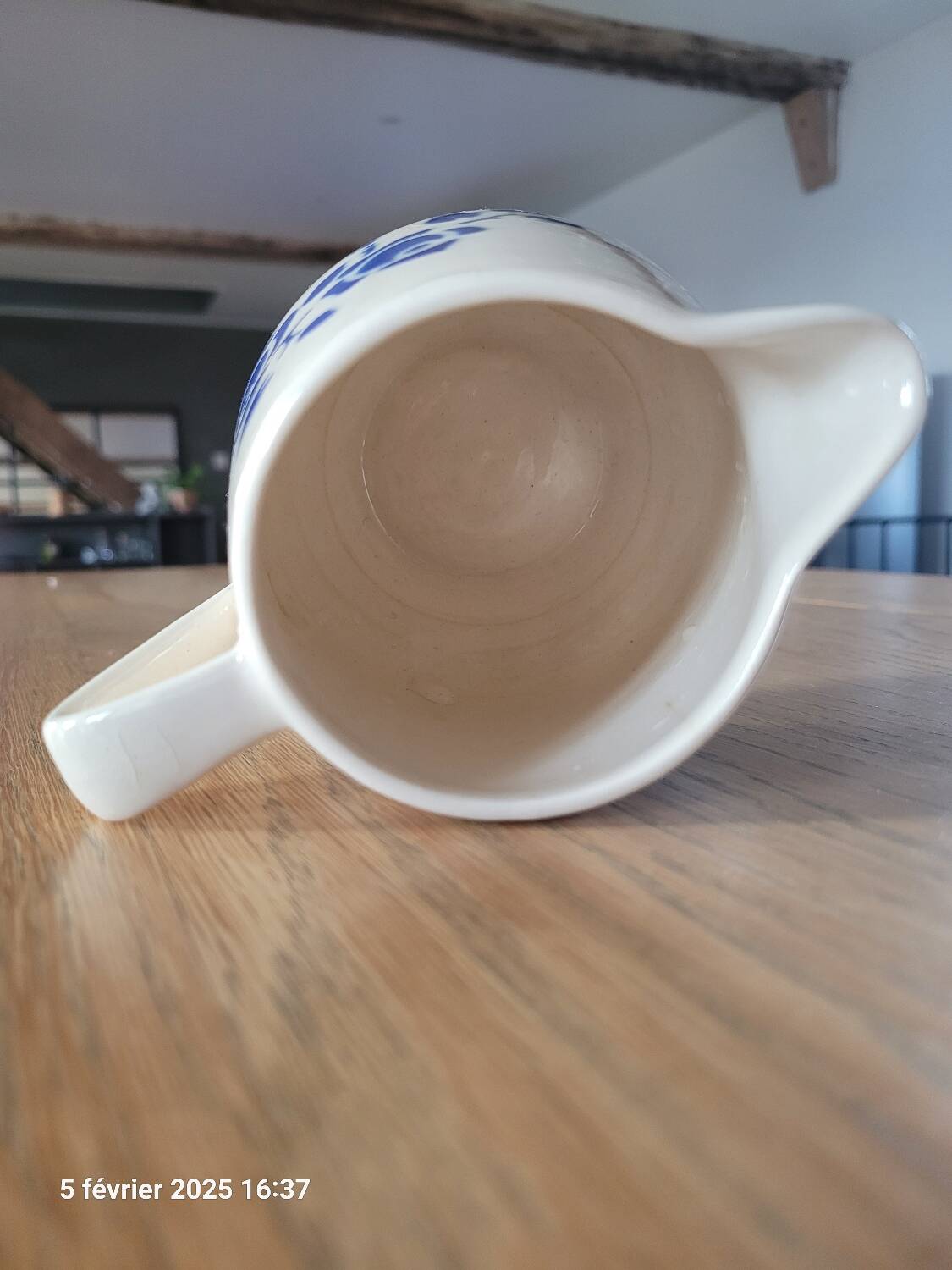 Pot à lait ancien