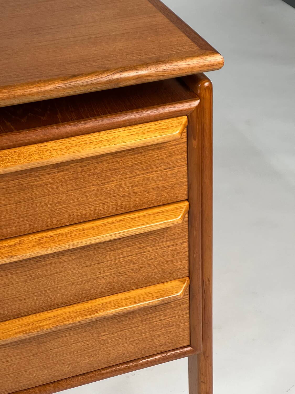 Danish Design Teak Desk by GV Møbler Vintage Mid-Century 60s 70s