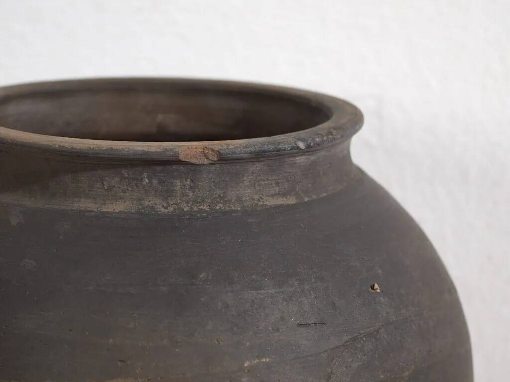 Small ancient Chinese vase (c.1900) #17