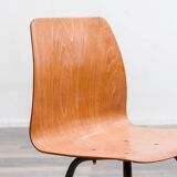 Set of 6 Pagholz chairs in a two-tone design, Pag Presswerke edition.