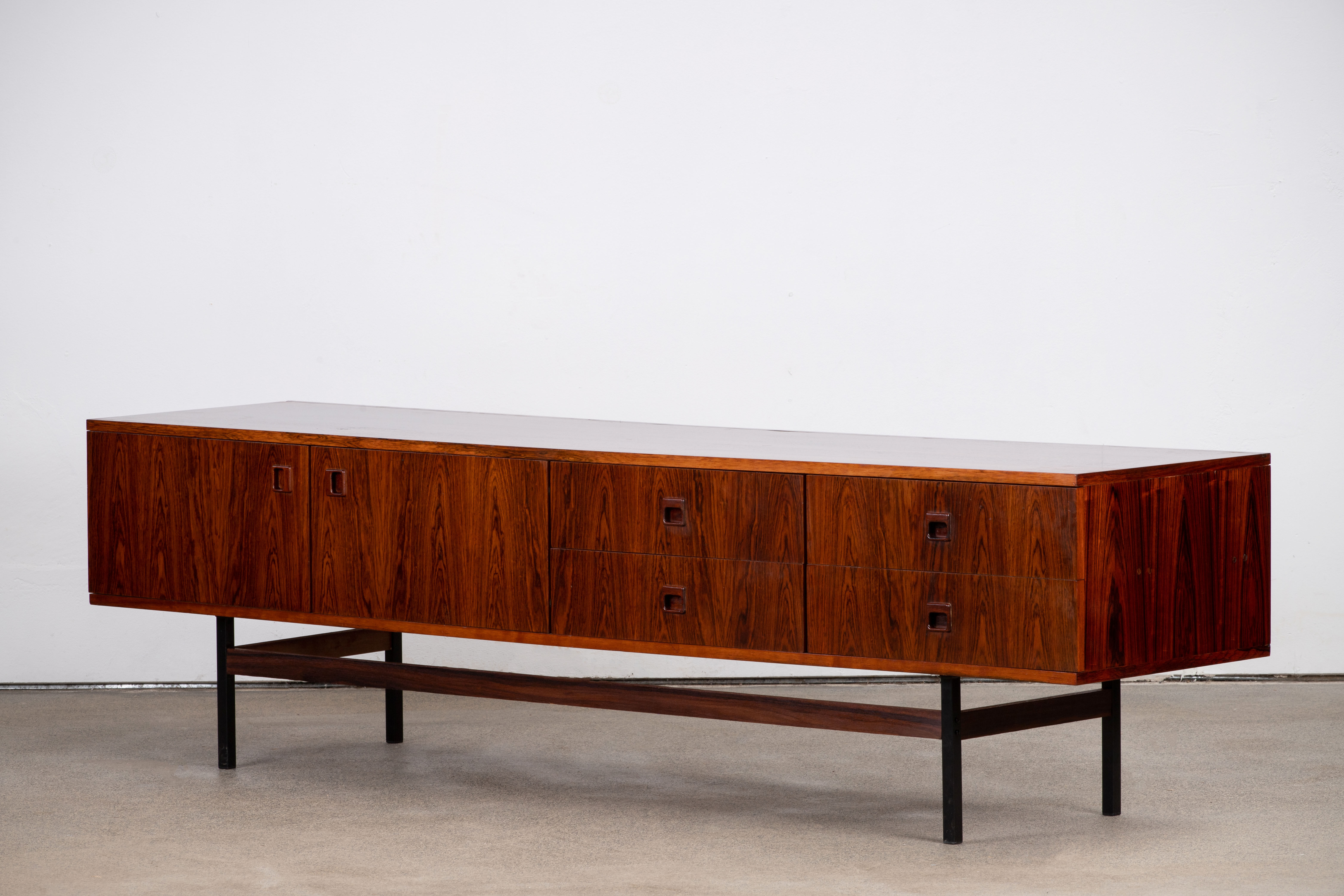 Vintage Scandinavian Enfilade – 236 cm