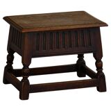Scandinavian oak stool/box from the early 20th century, 1900s.