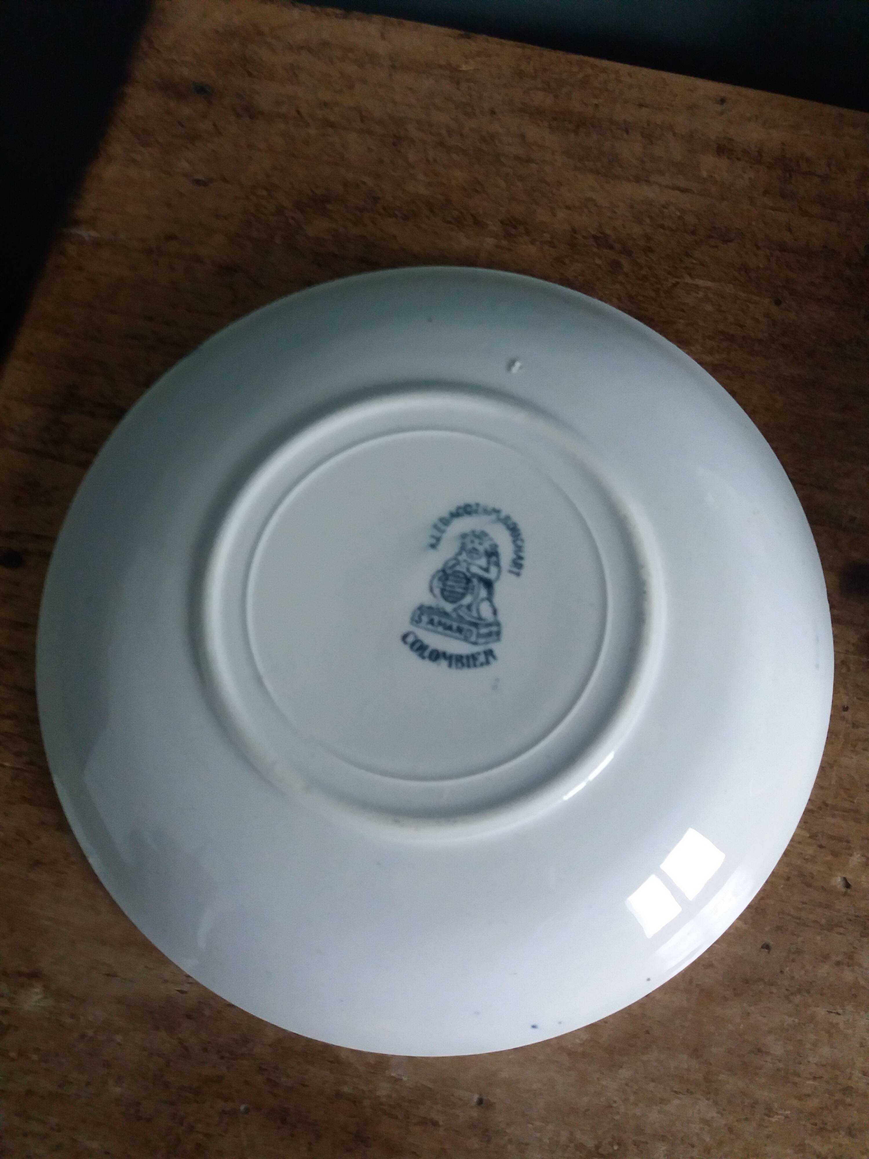 Assiettes Saint Amand Lebacqz & Bouchart décor Colombier début 20ième