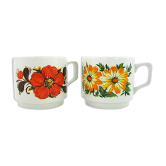 2 tasses en porcelaine blanche, décor fleurs rouge et jaunes - Tognana made in Italy