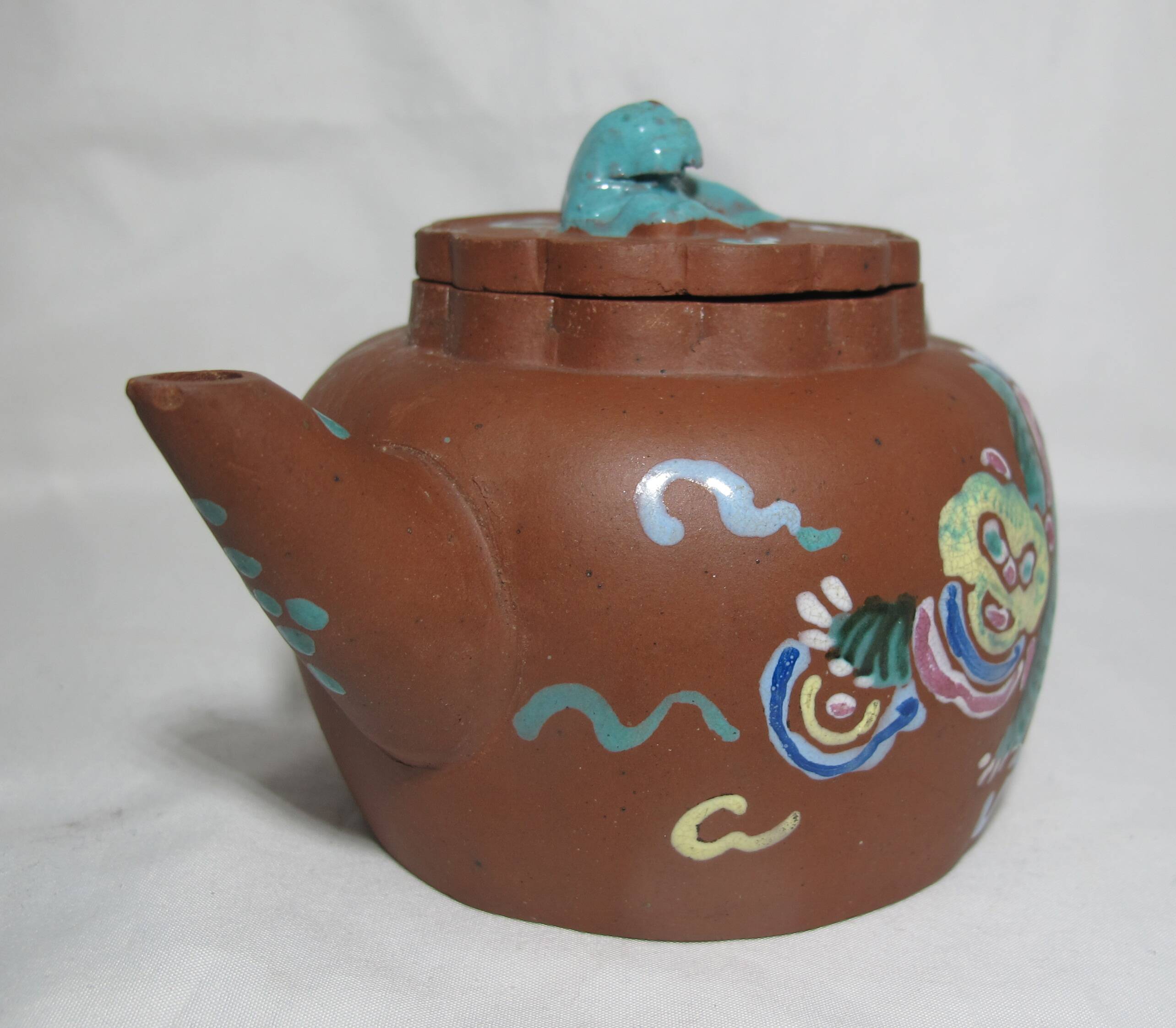 Old small Chinese Yixing terracotta teapot