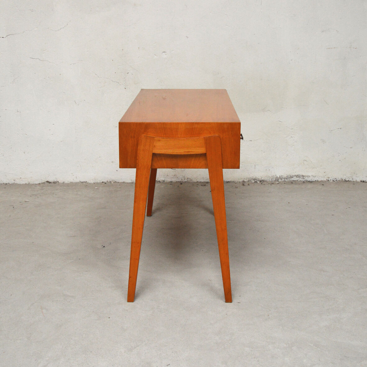 3-drawer console with compass feet, 1960