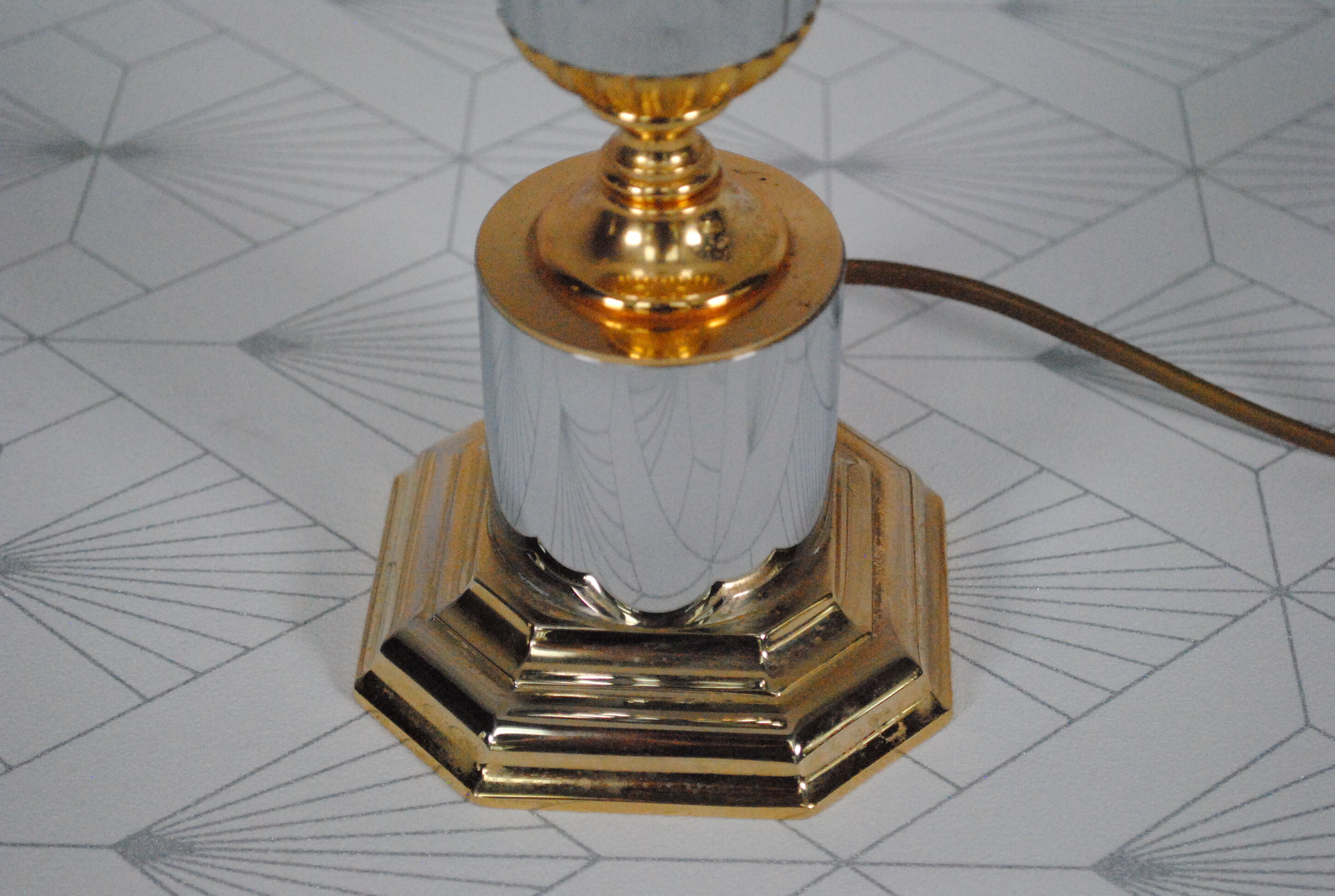 Massive palm lamp, 1970s