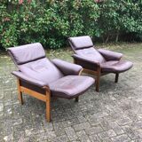 Pair of swedish lounge chairs by Soderber