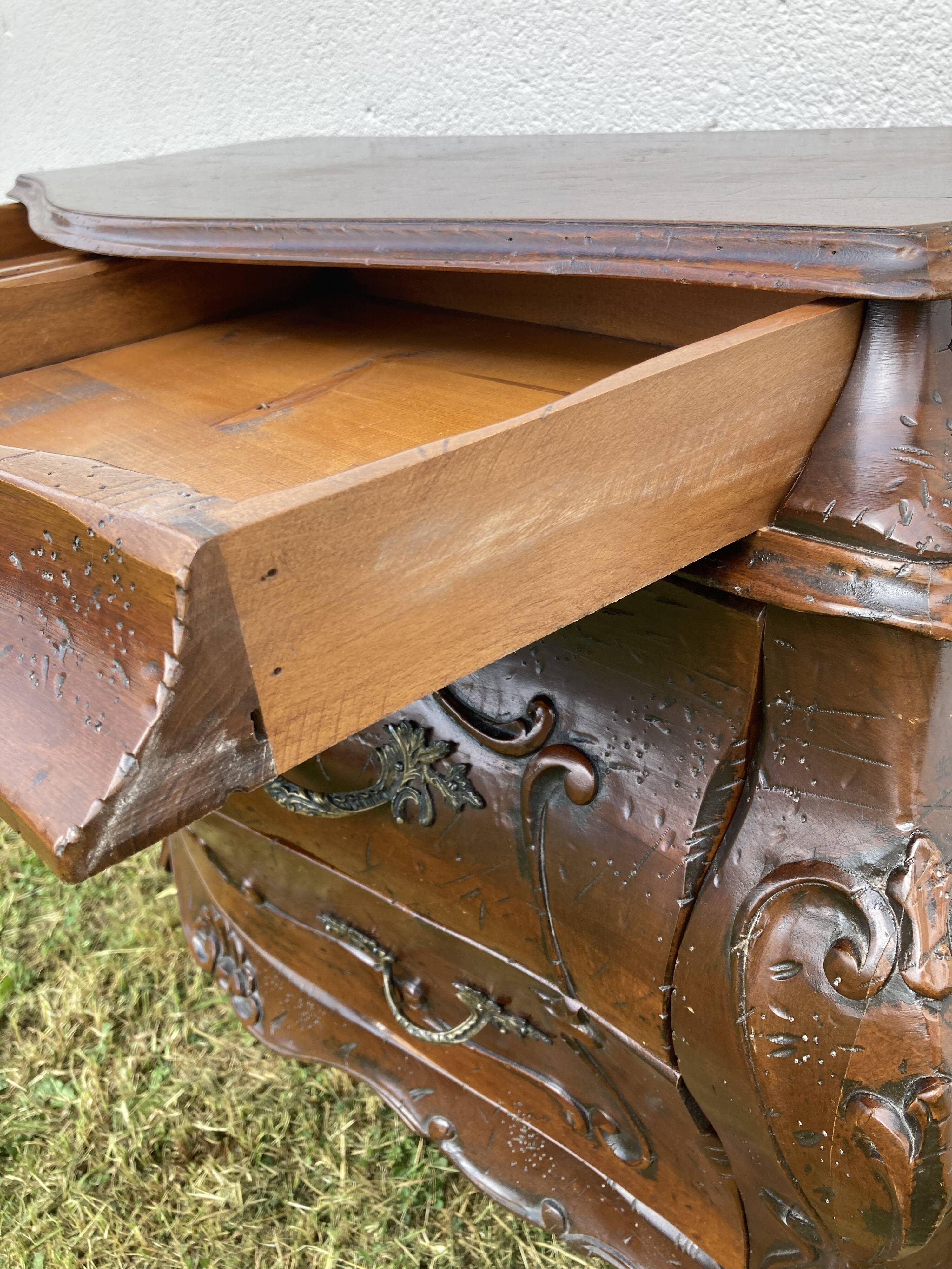 Louis XV style chest of drawers with four drawers