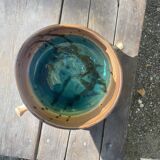 Dish of the pottery of the dove