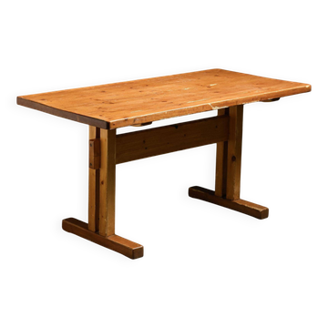Dining table for the Arcs, France, around 1975.