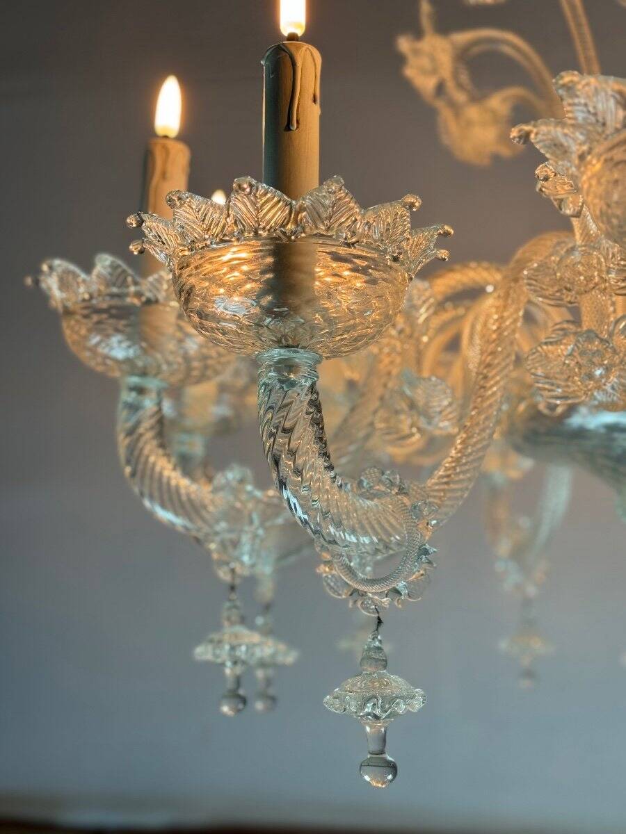 Venetian chandelier in colorless murano glass, 12 light arms, circa 1900