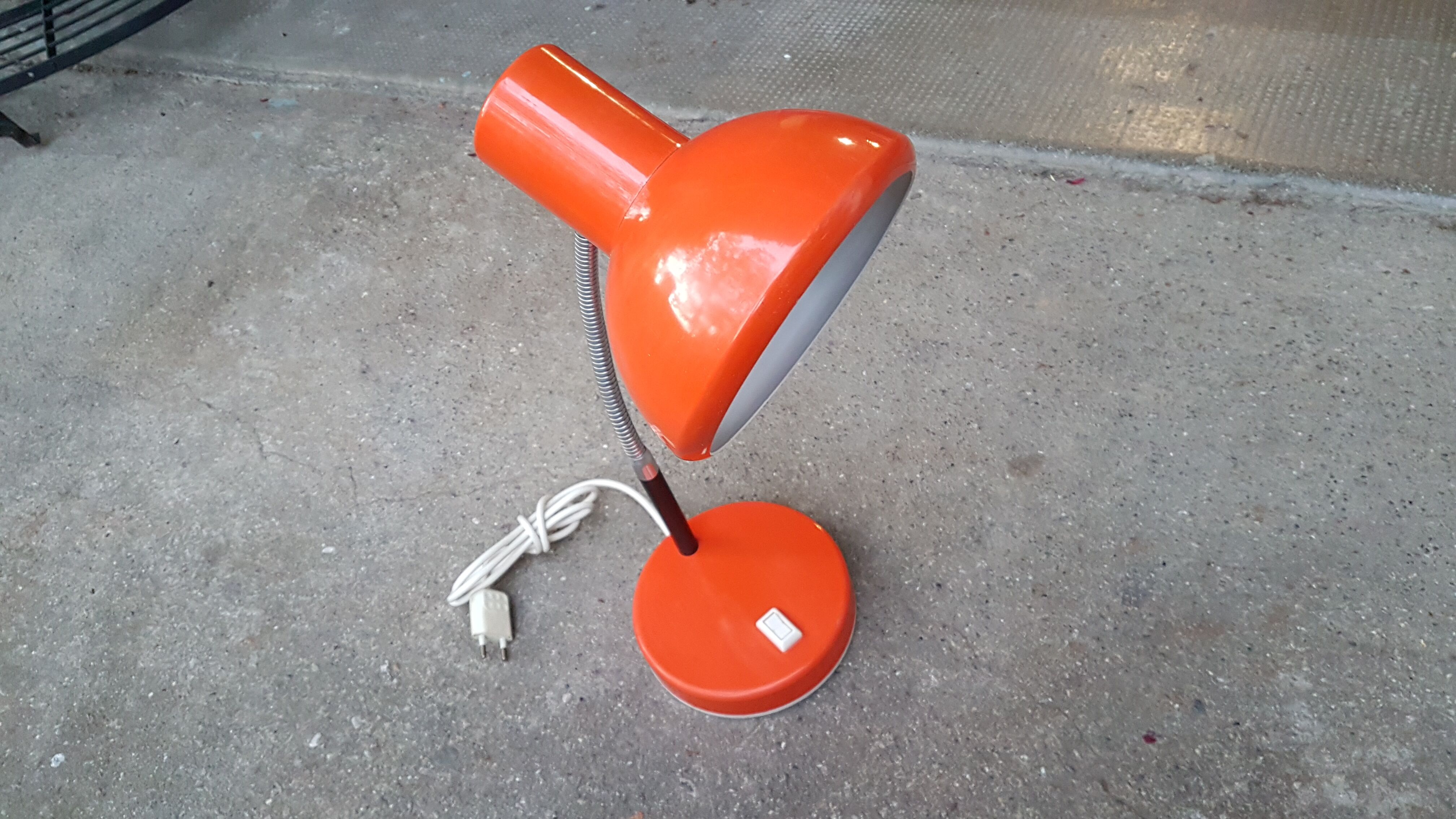 Chrome hinged lamp year 70 orange