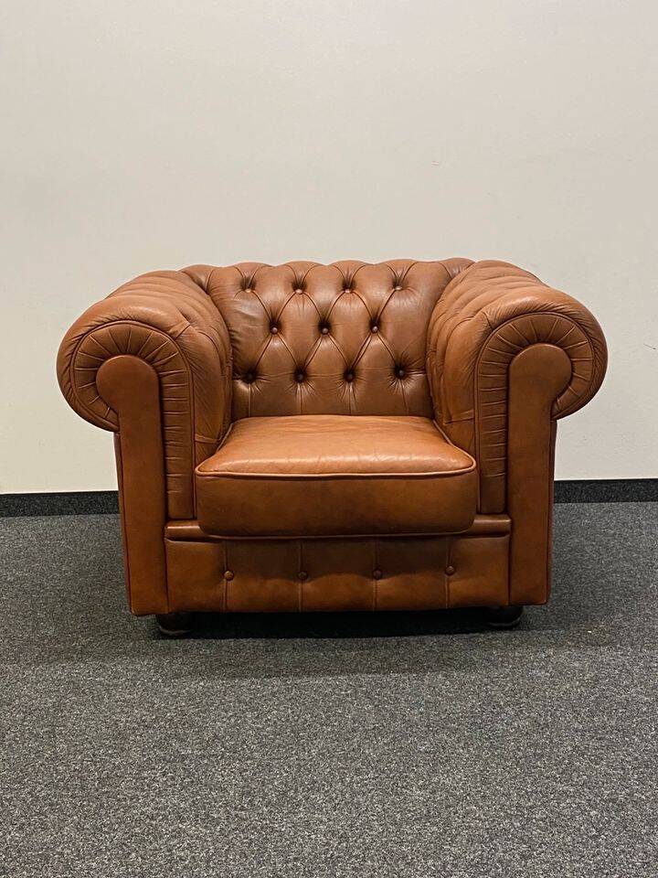 Vintage chesterfield brown leather club chair