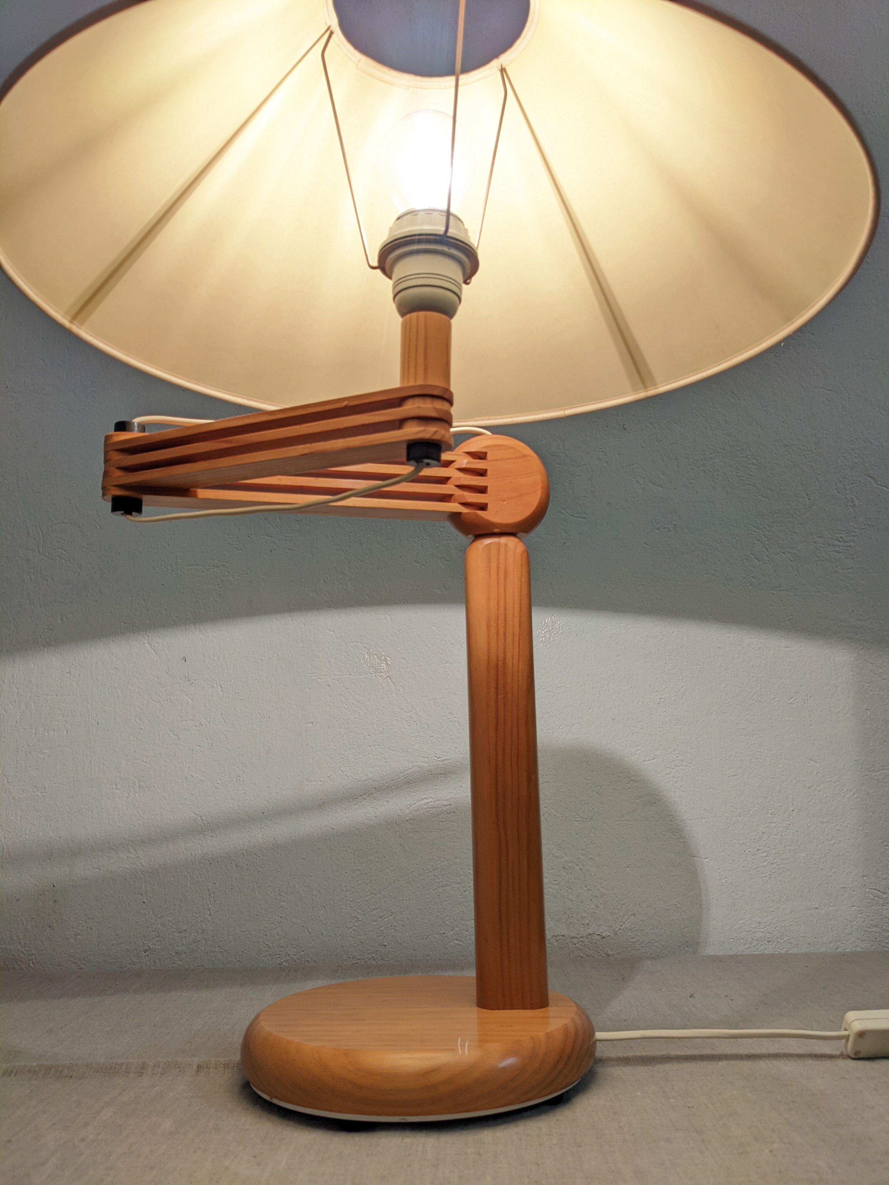 Scandinavian articulated pitchpin lamp from the 70s/80s