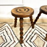 Paire de tabourets tripodes rustiques