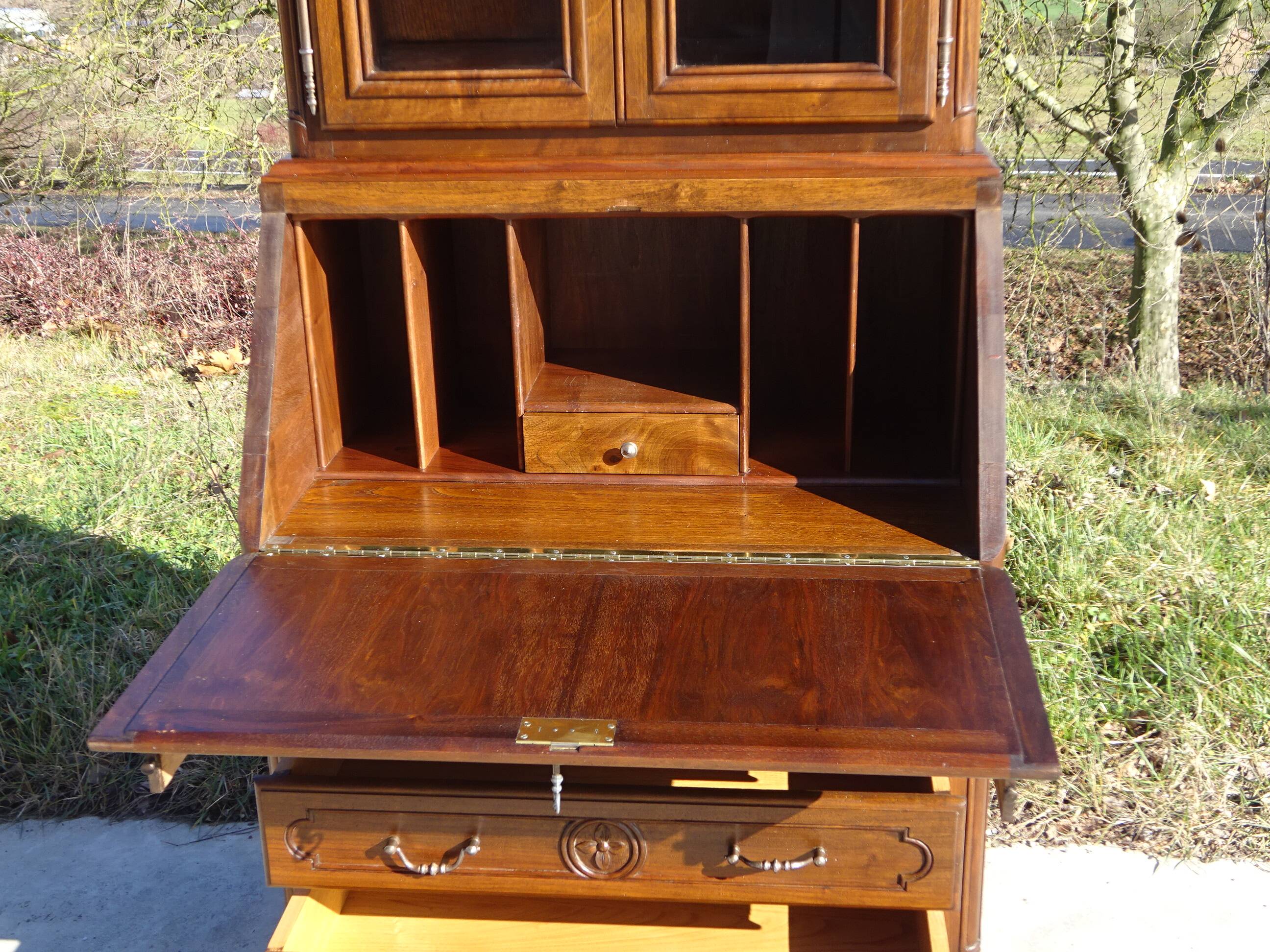 3-in-1 furniture: chest of drawers, secretary, and display cabinet, in walnut.