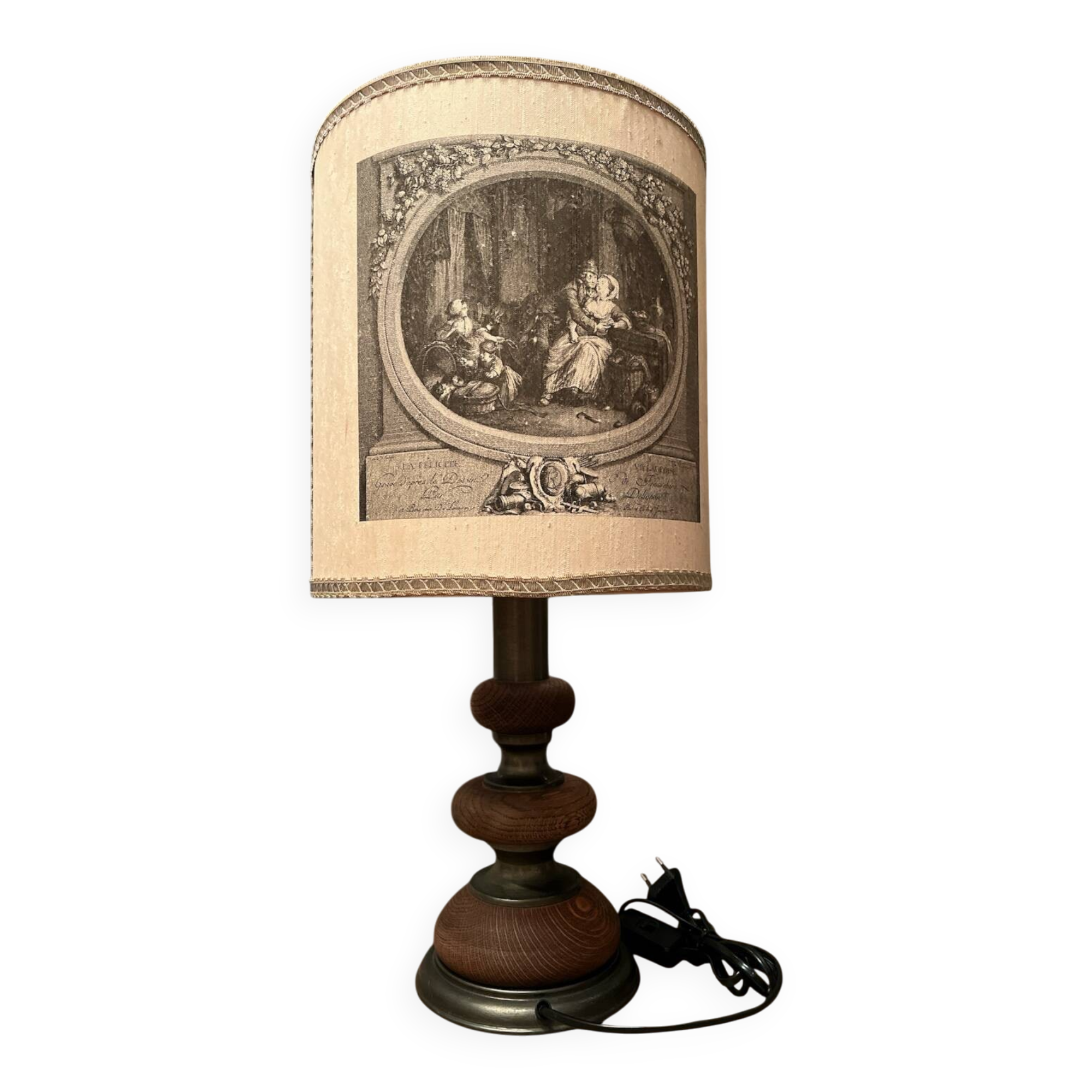 Lampe de table vintage avec motif.