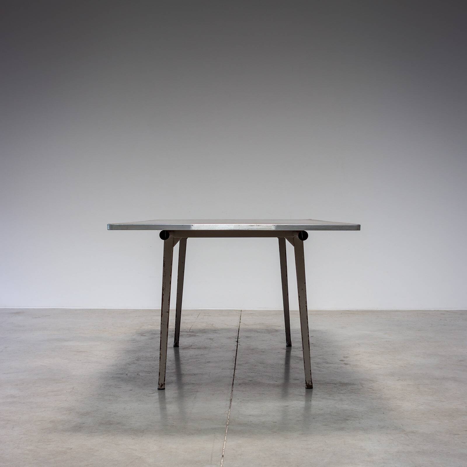 Friso Kramer for Ahrend de Cirkel Industrial table Ocatgon