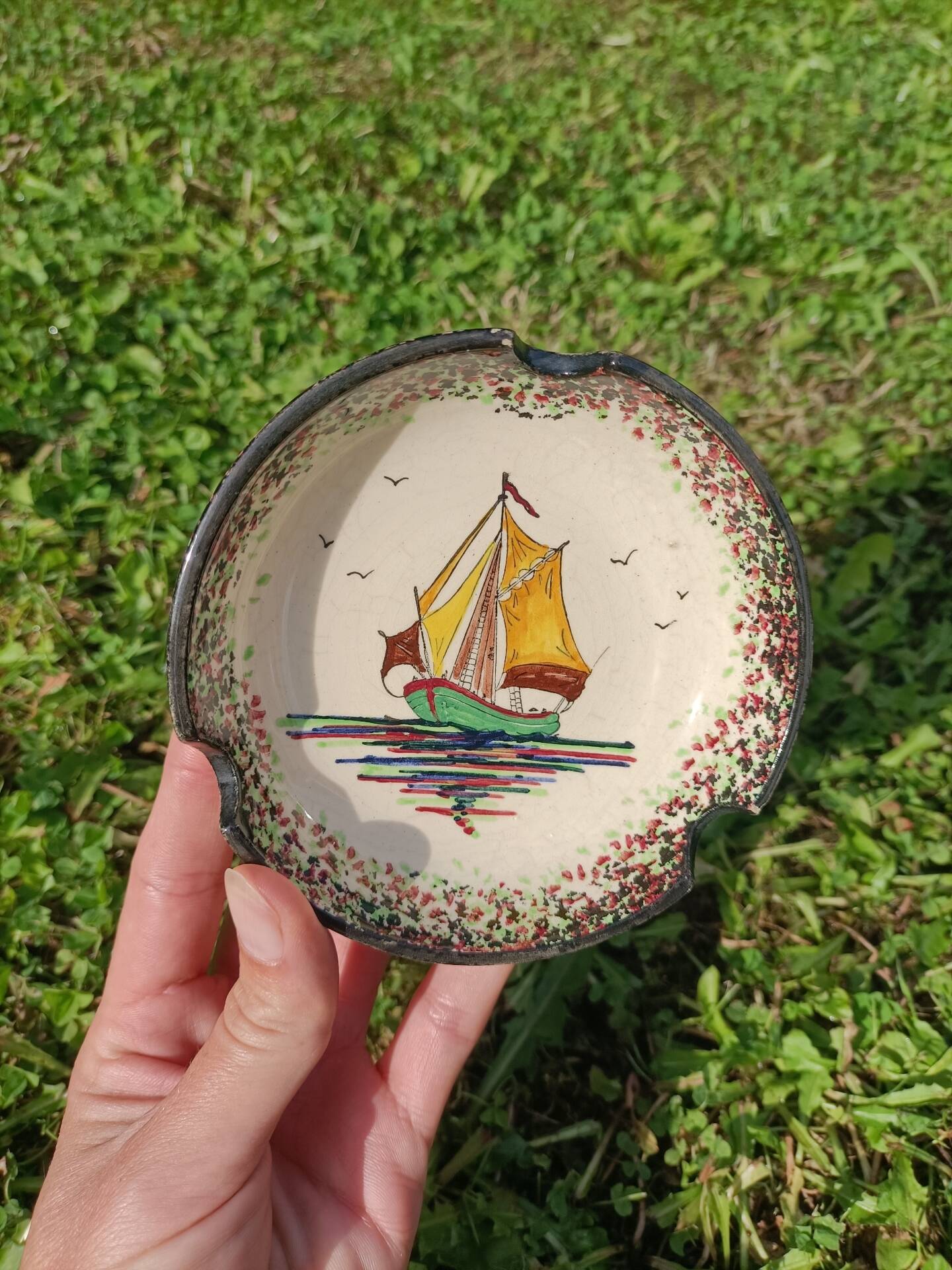 Marine ashtray