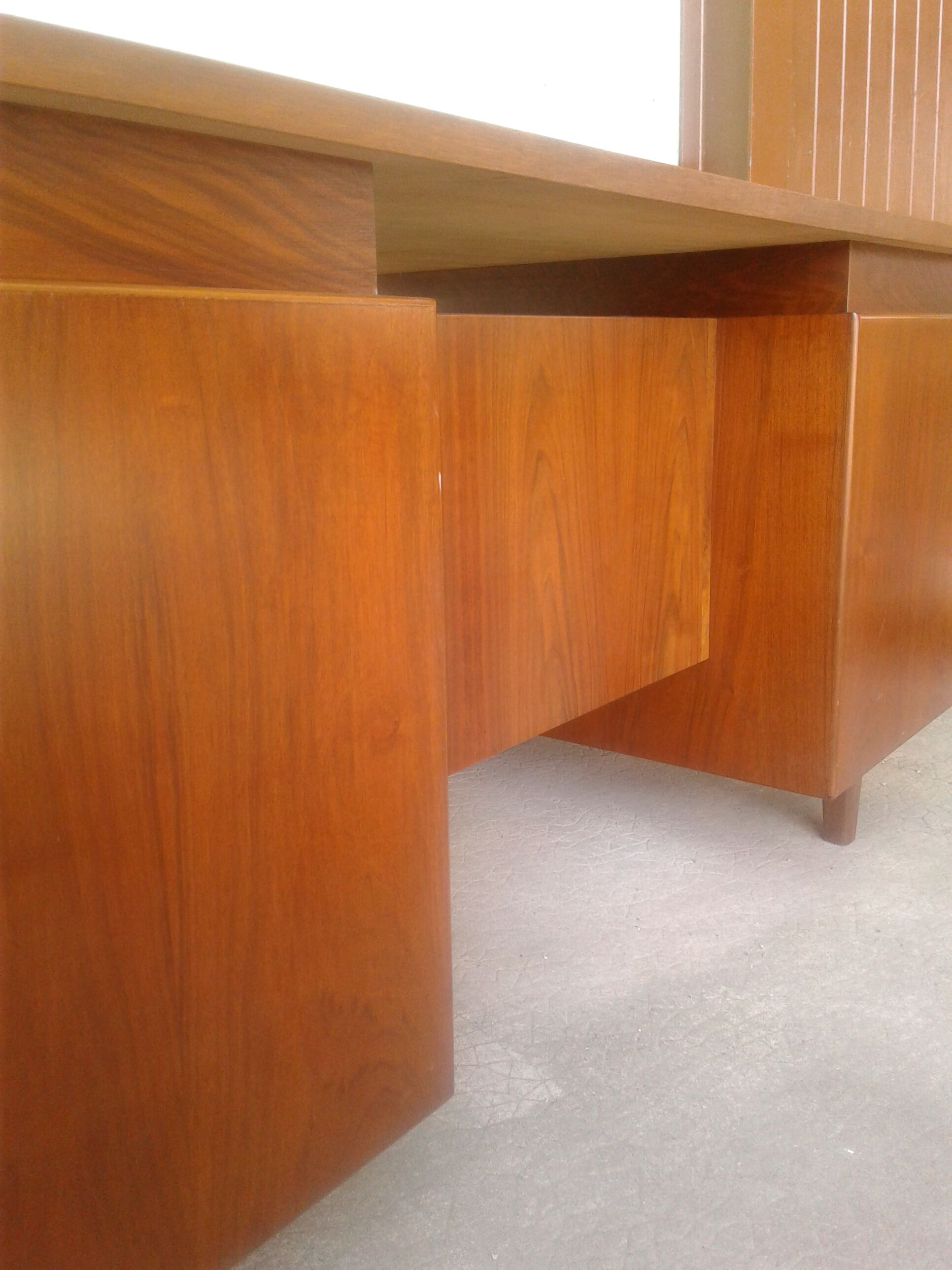 Large French desk Burwood of the 50s .