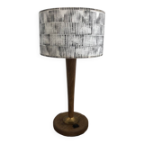 Desk lamp