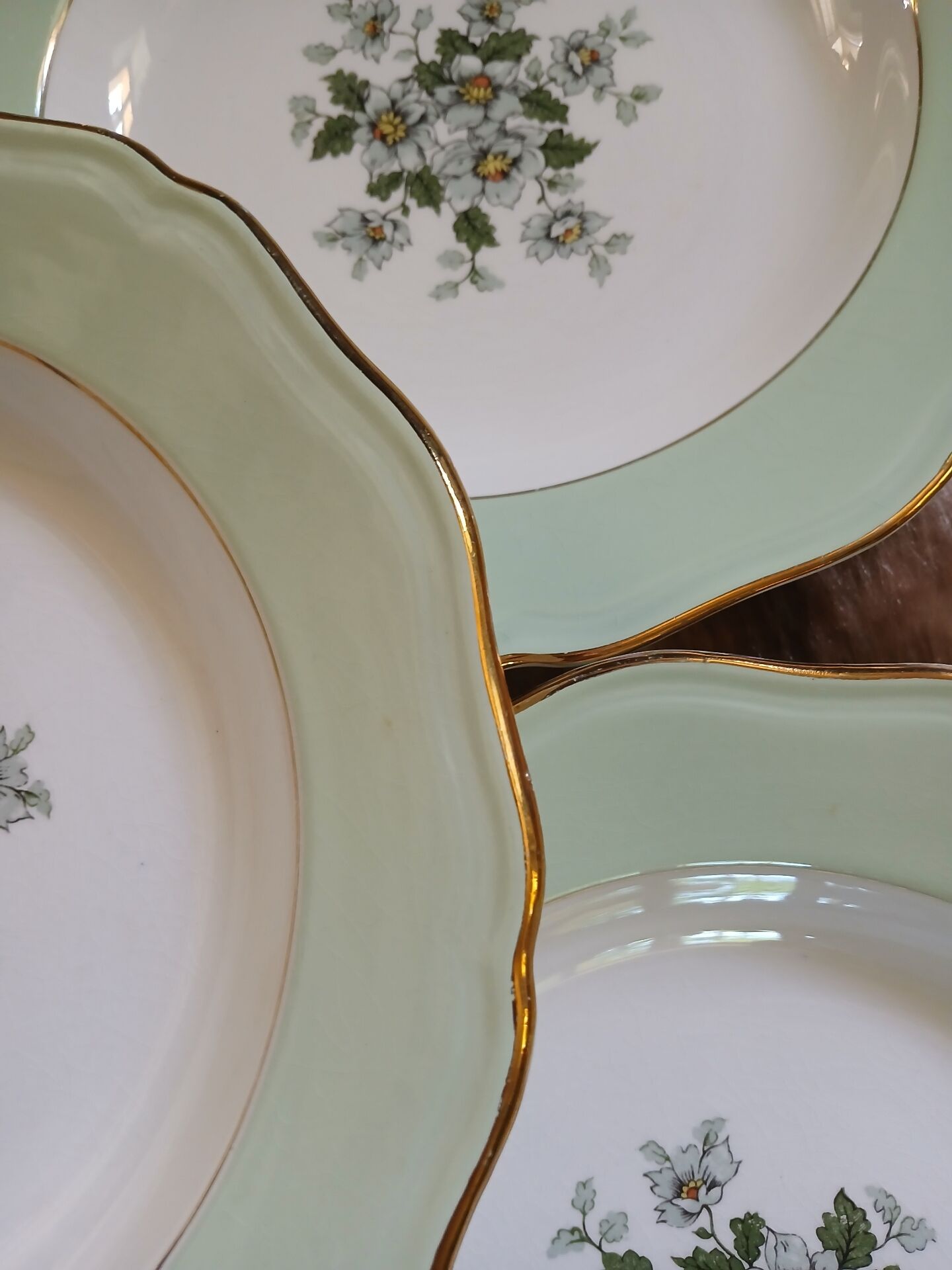 12 antique deep plates "Saint Tropez"