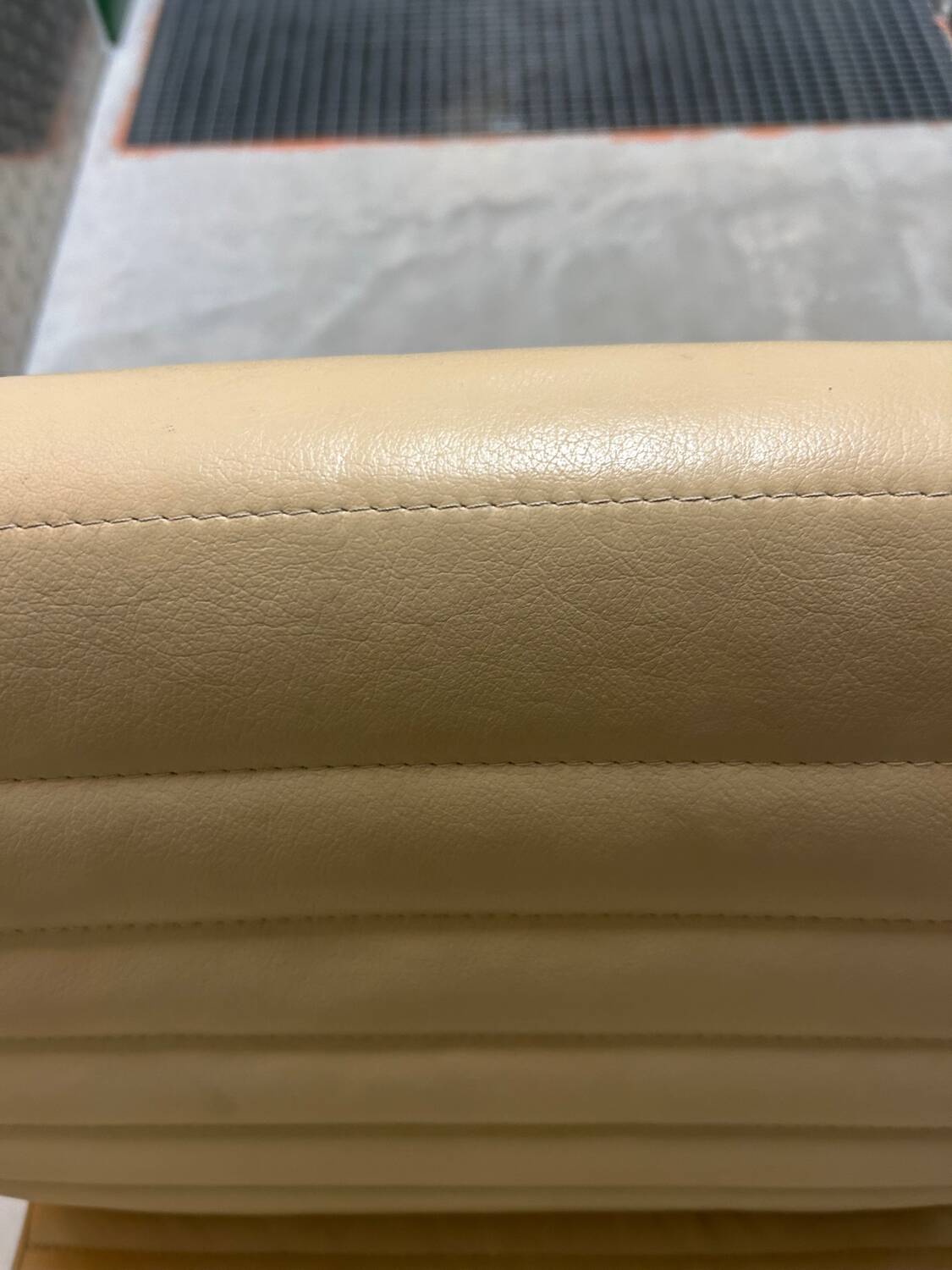 Chaise de bureau tournante en cuir