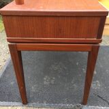 Vintage Scandinavian teak dressing table with 1 drawer 1 flap and its swivel mirror.